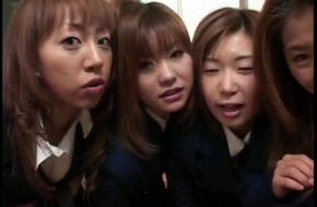 Jap schoolgirls